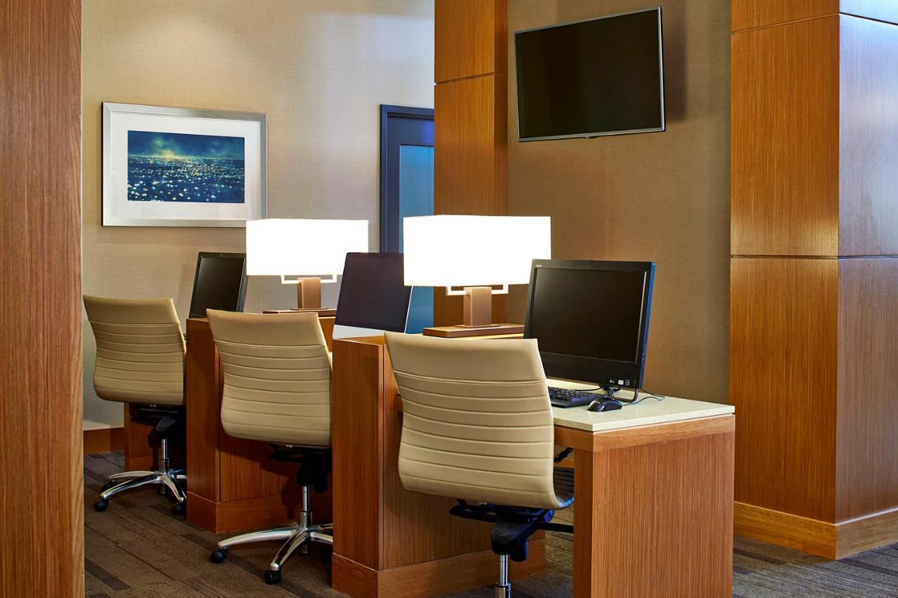 Hyatt Place Lansing-East Kültér fotó