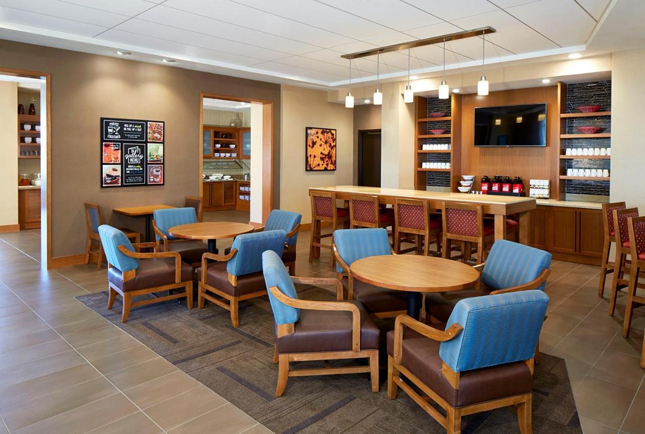 Hyatt Place Lansing-East Kültér fotó