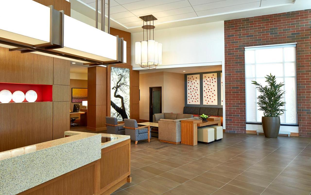 Hyatt Place Lansing-East Kültér fotó